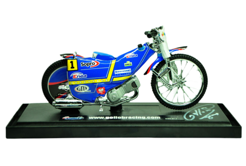replika-motocykla-gollobracing-01-sgp2011-front.png