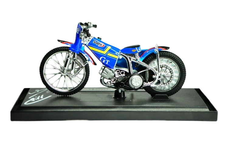 replika-motocykla-gollobracing-02-sgp2010-tyl.png