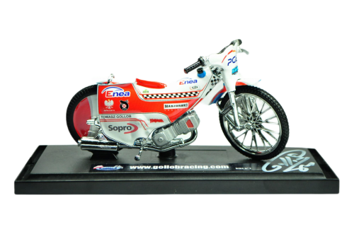 replika-motocykla-gollobracing-04-swc2011-front.png