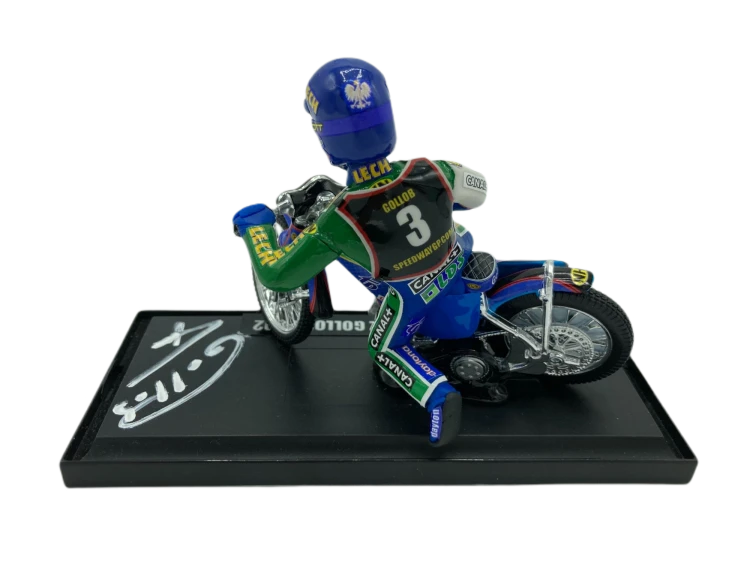 figurka-gollobracing-01-sgp2002-tyl.png