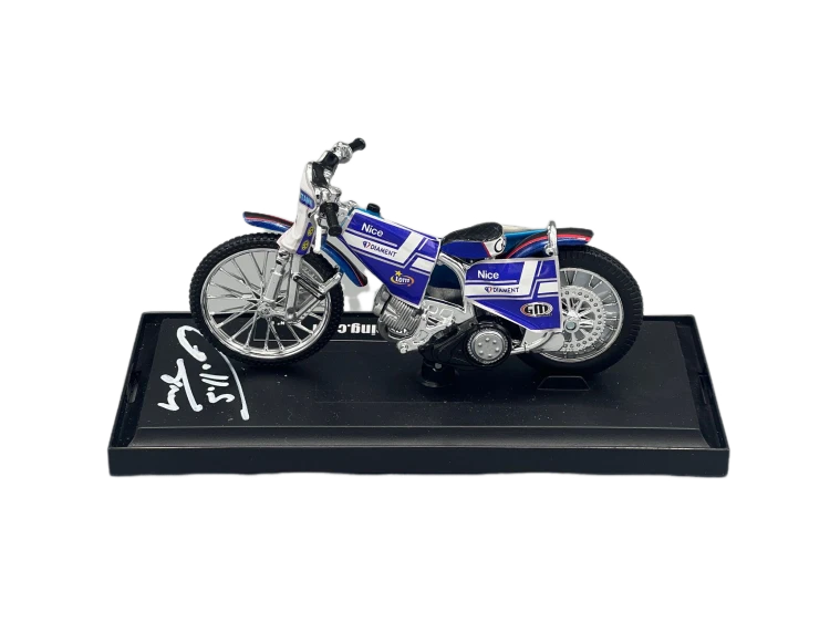 replika-motocykla-gollobracing-06-gkm2016-tyl.png